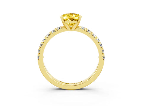 Yellow gold Oval Cut Solitaire Pave Diamond Engagement Ring with Four-Prong Setting_3