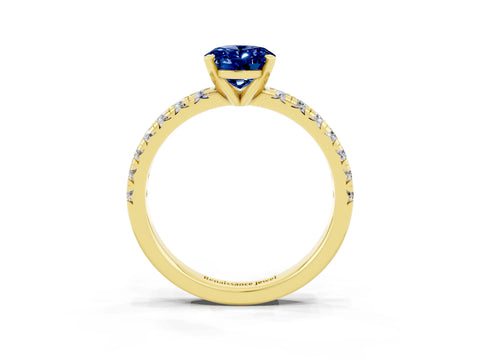Yellow gold Oval Cut Solitaire Pave Diamond Engagement Ring with Four-Prong Setting_3