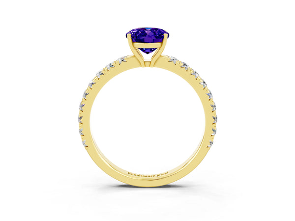 Yellow gold Oval Cut Tanzanite Pavé Solitaire Engagement Ring with Four-Prong Setting