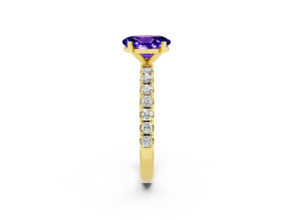 Yellow gold Oval Cut Tanzanite Solitaire Pavé Band with Four-Prong Setting