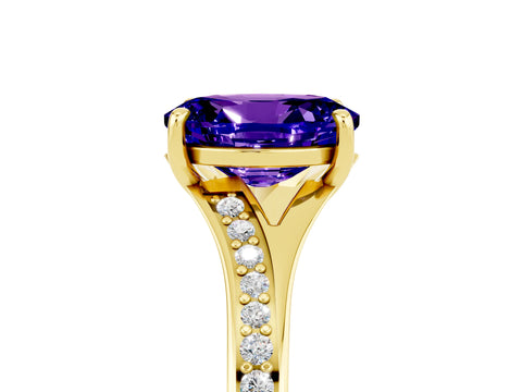 Yellow gold Oval Cut Tanzanite Solitaire Ring with Pavé Band and Prong Setting_17