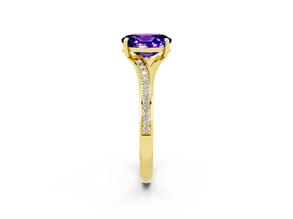 Yellow gold Oval Cut Tanzanite Solitaire Ring with Pavé Band and Prong Setting