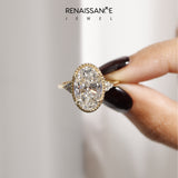 Yellow gold Oval Halo Diamond Ring with Tapered Band and Four-Prong Setting_44