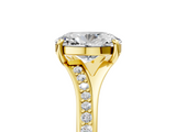 Yellow gold Oval Solitaire Pavé Band with Four-Prong Setting_41