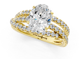 Yellow gold Oval Solitaire Twist Band with Pavé Setting and Four-Prong Setting_108