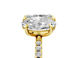 Yellow gold Oval and Emerald Toi Moi Ring with Prong Setting and Micro Pave Band 5