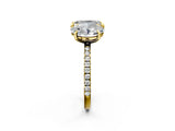 Yellow gold Oval and Emerald Toi Moi Ring with Prong Setting and Pave Band 2