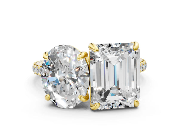 Yellow gold Oval and Emerald Toi Moi Ring with Prong Setting and Pave Band