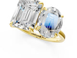 Yellow gold Oval and Emerald Toi Moi Ring with Prong Setting and Plain Band 1