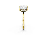 Yellow gold Oval and Princess Toi Moi Ring with Prong Setting and Plain Band 2