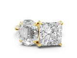 Yellow gold Oval and Princess Toi Moi Ring with Prong Setting and Plain Band