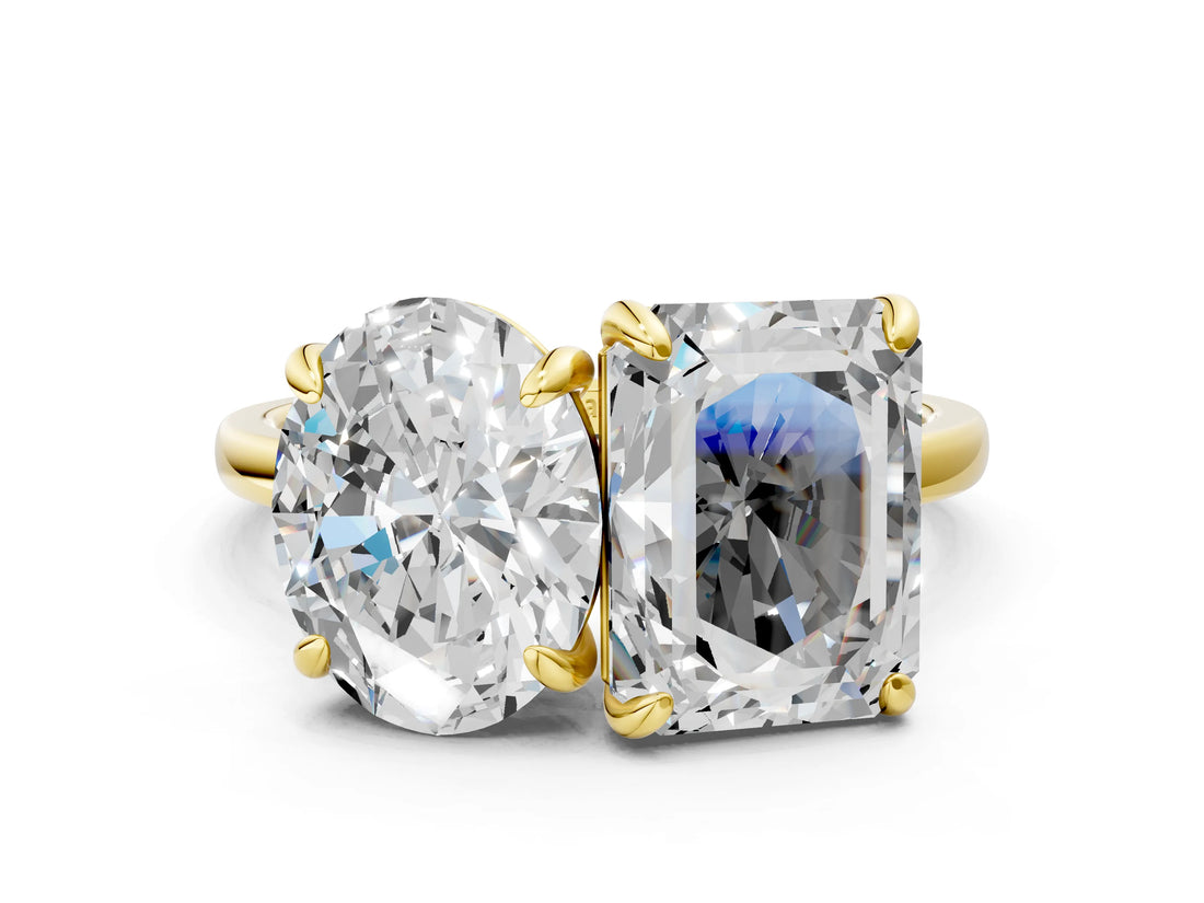 Yellow gold Oval and Radiant Toi Moi Ring with Prong Setting and Plain Band