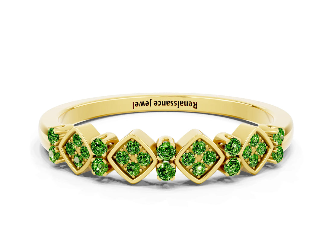 Yellow gold Pavé Cushion Peridot Cluster Eternity Band with Prong Setting_18