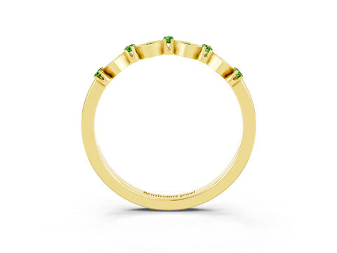 Yellow gold Pavé Cushion Peridot Cluster Eternity Band with Prong Setting_21
