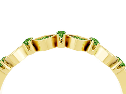 Yellow gold Pavé Cushion Peridot Cluster Eternity Band with Prong Setting_22