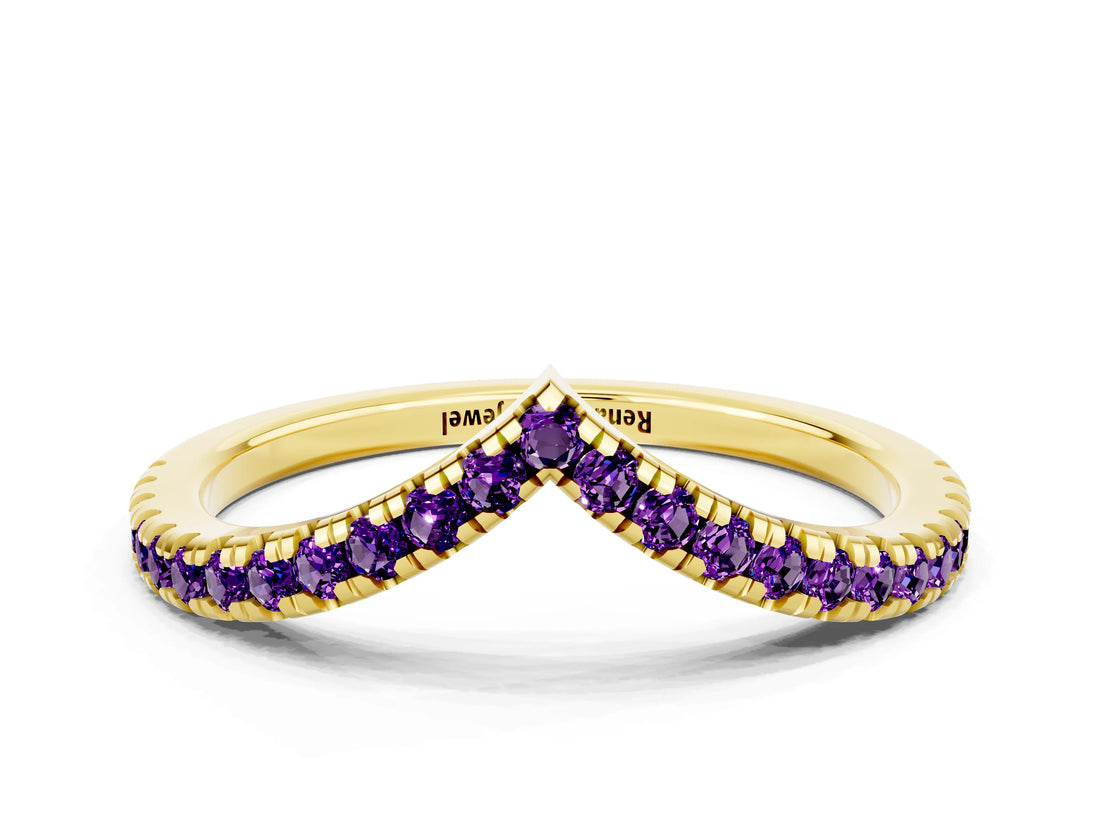 Yellow gold Pavé Round Amethyst V-Shaped Chevron Band with Shared Prong Setting_6