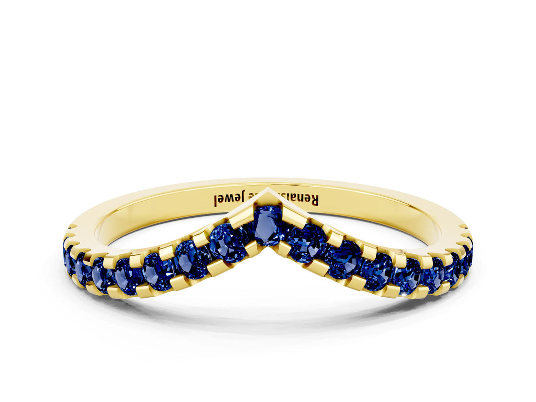 Yellow gold Pavé Round Blue Sapphire Chevron Band with Shared Prong Setting_6