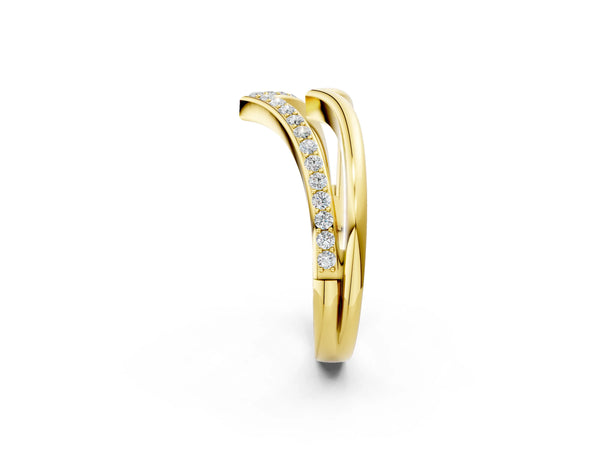 Yellow gold Pavé Round Diamond Chevron Band with Channel Setting