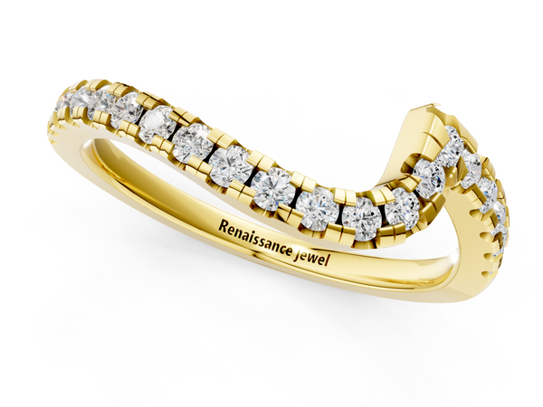 Yellow gold Pavé Round Diamond Chevron Band with Prong Setting
