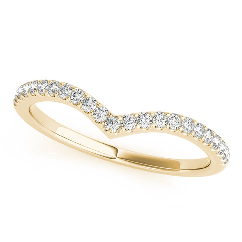 Yellow gold Pavé Round Diamond Chevron Band with Shared Prong Setting