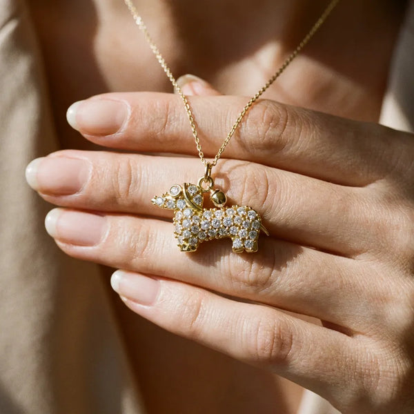 Yellow gold Pavé Round Diamond Prong-Set Dachshund Pendant