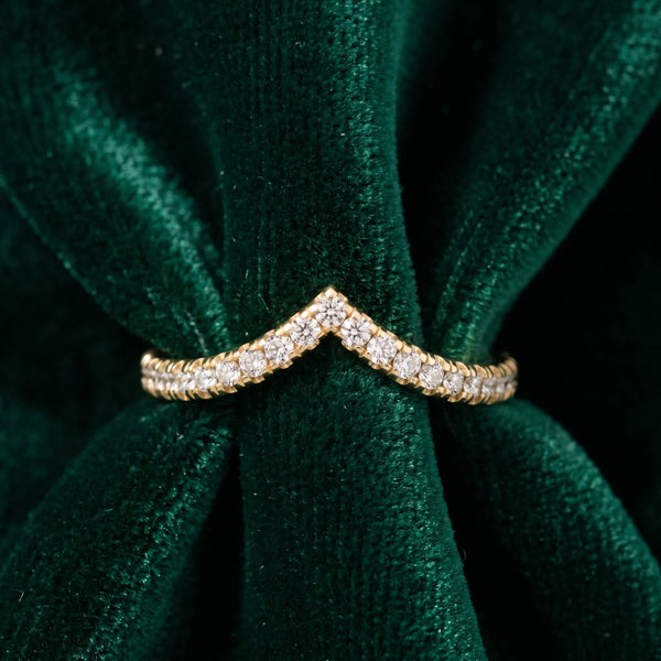 Yellow gold Pavé Round Diamond V-Shaped Chevron Band with Shared Prong Setting