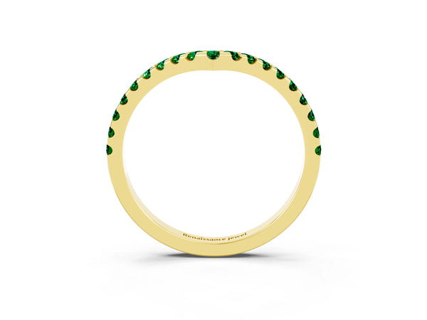 Yellow Gold Round Lab-Grown Emerald Pave Chevron Curved Wedding Band with Shared Prongs