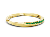 Yellow gold Pavé Round Emerald Twist Band_6