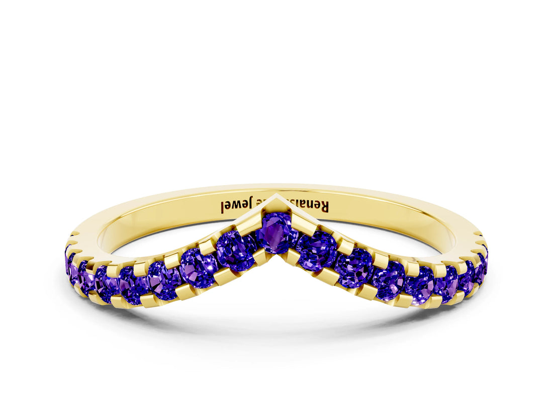 Yellow gold Pavé Round Tanzanite Chevron Band with Shared Prong Setting_6
