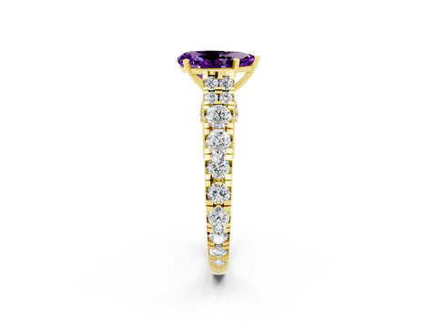 Yellow gold Pear Cut Amethyst Classic Solitaire Ring with Pavé Band and Four-Prong Setting_2