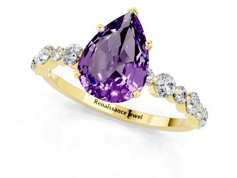 Yellow gold Pear Cut Amethyst Prong Set Engagement Ring with Pavé Band_1