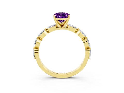 Yellow gold Pear Cut Amethyst Ring with Marquise Side Stones and Prong Setting_3