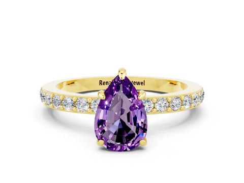 Yellow gold Pear Cut Amethyst Ring with Pavé Band and Four-Prong Setting