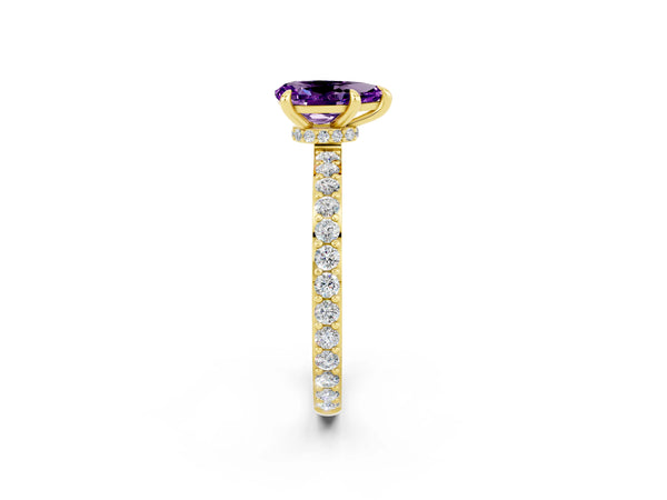 Yellow gold Pear Cut Amethyst Solitaire Engagement Ring with Pavé Band and Four-Prong Setting