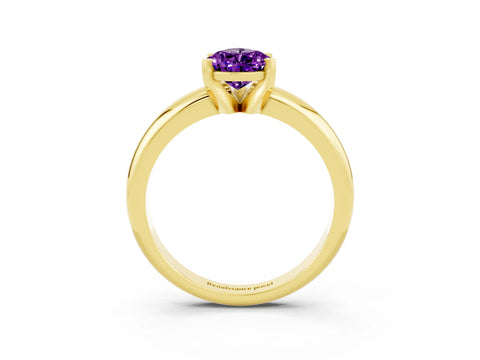 Yellow gold Pear Cut Amethyst Solitaire Engagement Ring with Round Band and Four-Prong Setting_3