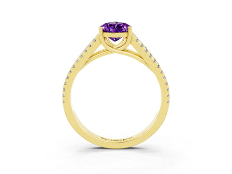 Yellow gold Pear Cut Amethyst Solitaire Engagement Ring with Split Shank Pavé Band_3