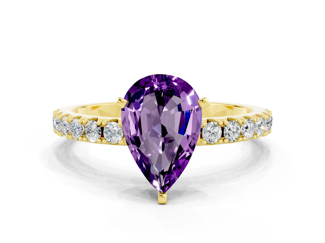 Yellow gold Pear Cut Amethyst Solitaire Pavé Band with Four-Prong Setting