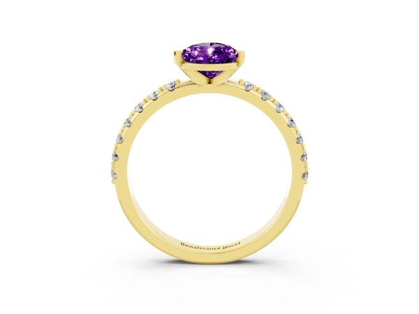 Yellow gold Pear Cut Amethyst Solitaire Pavé Band with Four-Prong Setting