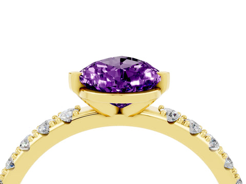 Yellow gold Pear Cut Amethyst Solitaire Pavé Band with Four-Prong Setting_4
