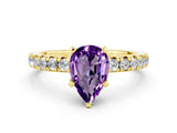 Yellow gold Pear Cut Amethyst Solitaire Pavé Engagement Ring with Round Band and Prong Setting_12
