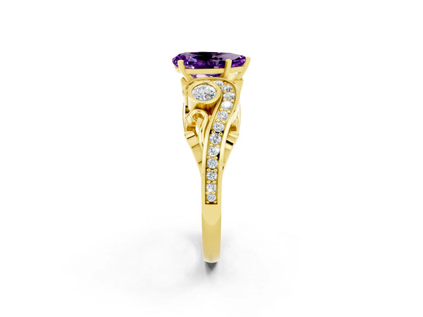 Yellow gold Pear Cut Amethyst Solitaire Ring with Milgrain Pavé Band and Four-Prong Setting