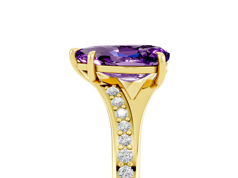 Yellow gold Pear Cut Amethyst Solitaire Ring with Pavé Band and Prong Setting_17