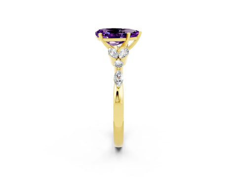 Yellow gold Pear Cut Amethyst Solitaire Ring with Side Stones and Four-Prong Setting_14