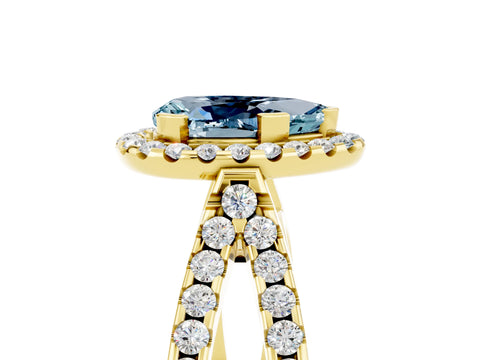 Yellow gold Pear Cut Aquamarine Halo Ring with Split Shank Pavé Band and Prong Setting_5