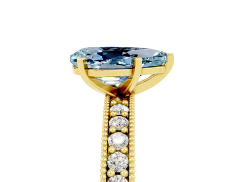 Yellow gold Pear Cut Aquamarine Milgrain Pavé Engagement Ring with Four-Prong Setting_5