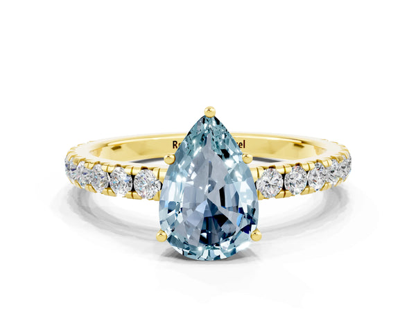 Yellow gold Pear Cut Aquamarine Pavé Solitaire Engagement Ring with Four-Prong Setting