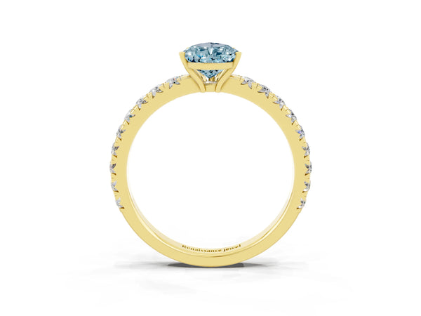 Yellow gold Pear Cut Aquamarine Pavé Solitaire Engagement Ring with Four-Prong Setting