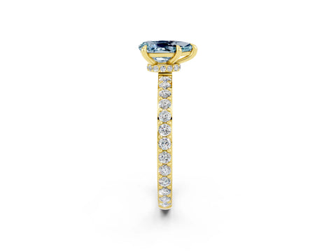 Yellow gold Pear Cut Aquamarine Ring with Pavé Band and Four-Prong Setting_2