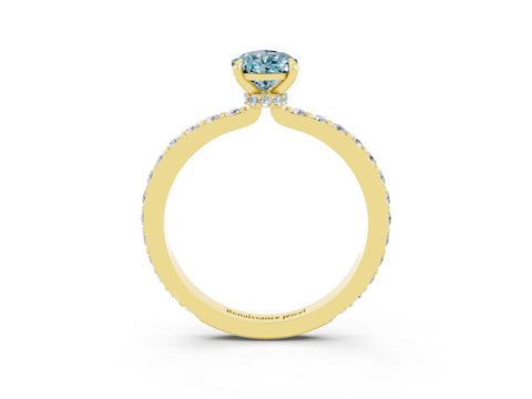 Yellow gold Pear Cut Aquamarine Ring with Pavé Band and Four-Prong Setting_3