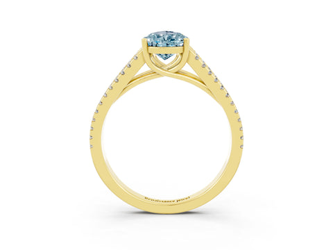Yellow gold Pear Cut Aquamarine Solitaire Engagement Ring with Split Shank Pavé Band_3